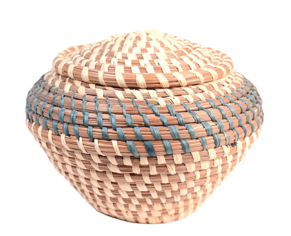 Coushatta Pine Needle Basket with Lid