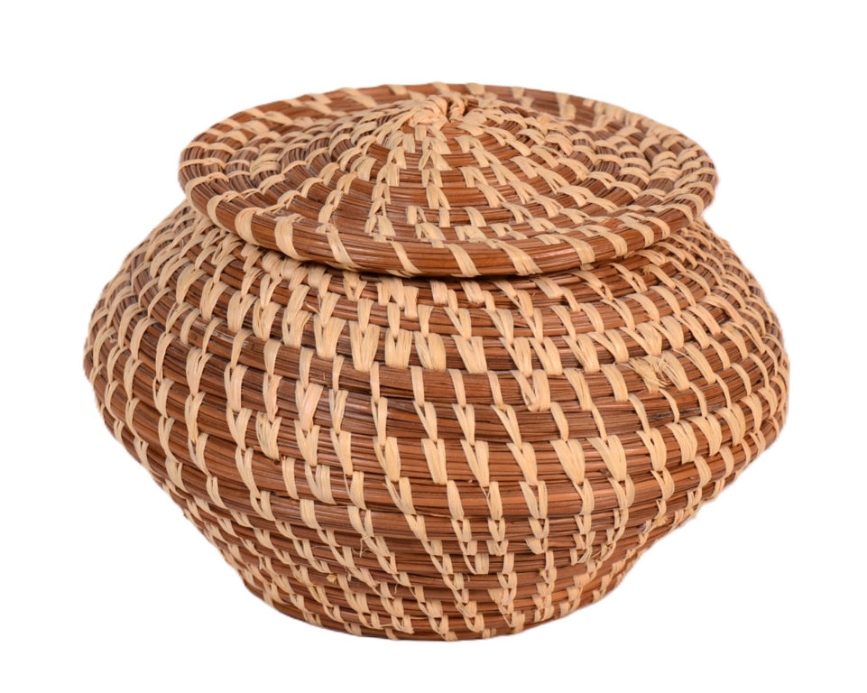 Coushatta Pine Needle Basket with Lid