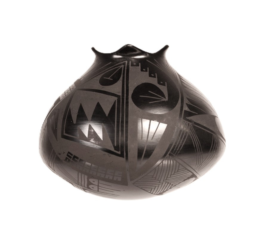 Mata Ortiz Mexican Casas Grandes Pottery By Humberto Pence