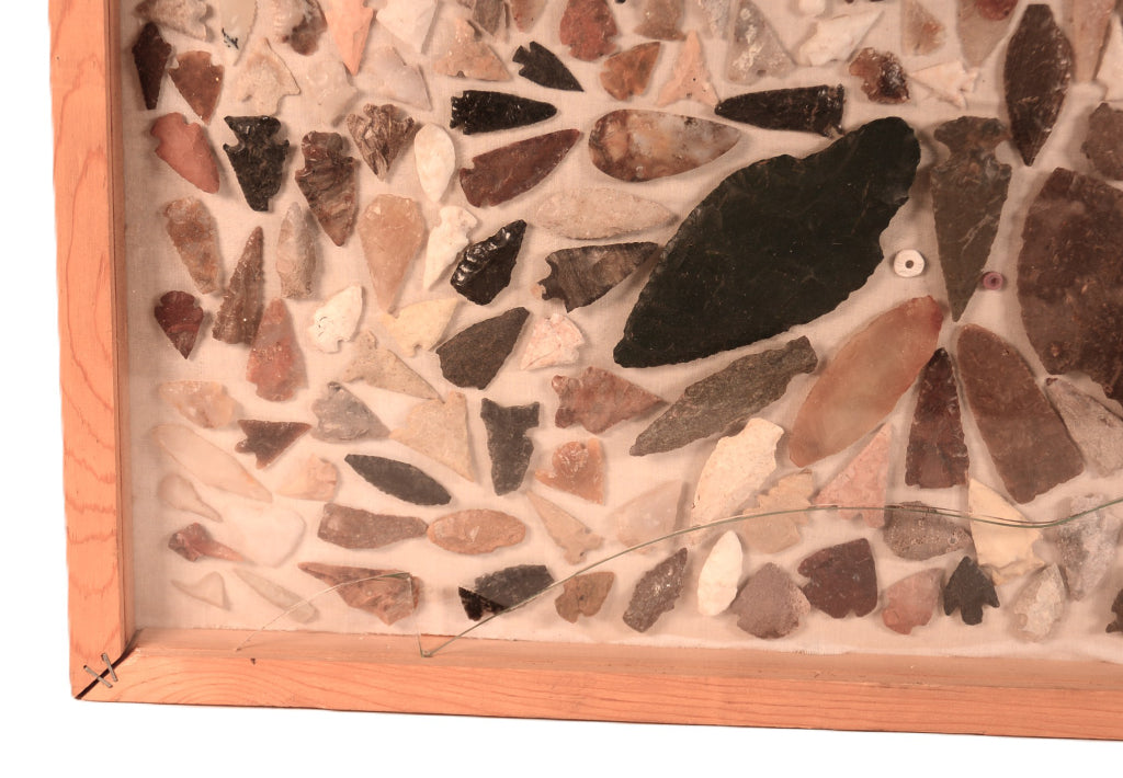 Frame of Mixed Points and Arrowheads