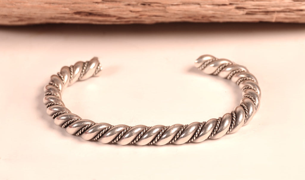Navajo Sterling Silver Twisted Rod Bracelet