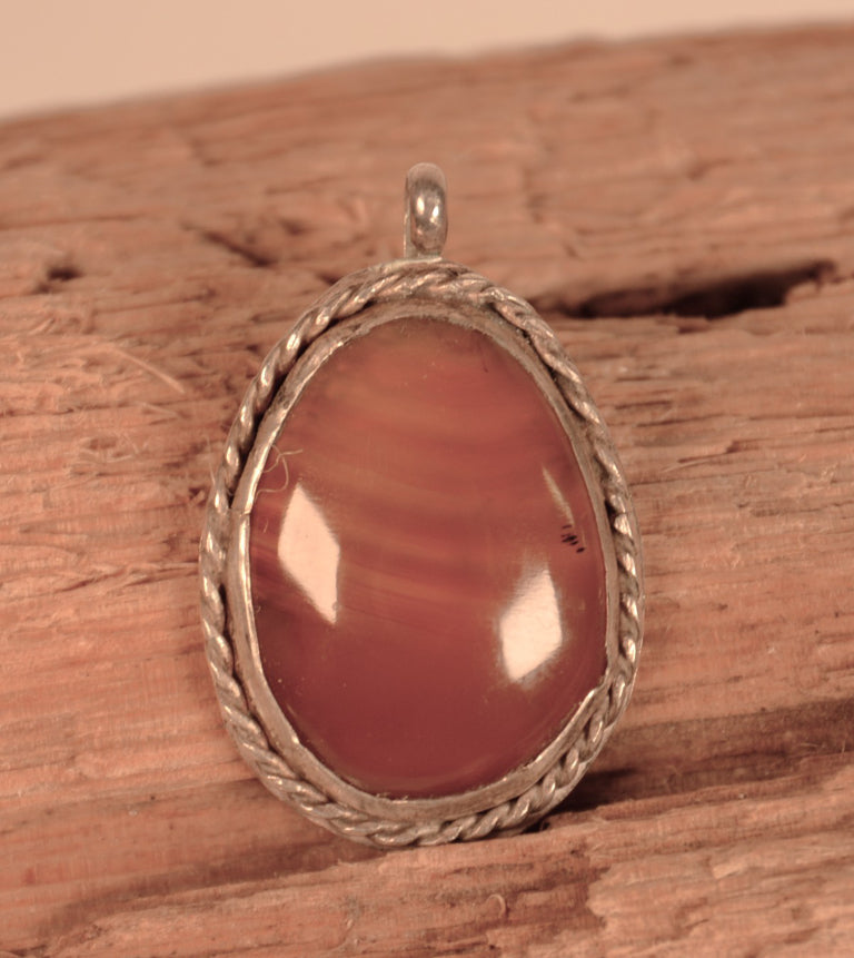 Navajo Sterling Silver Agate Pendant
