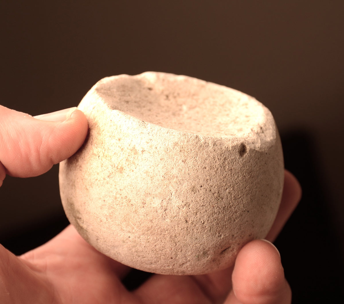 Inca Round Mortar White Pumice Stone