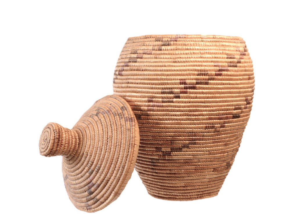 Yupik Lidded Basket with Knob