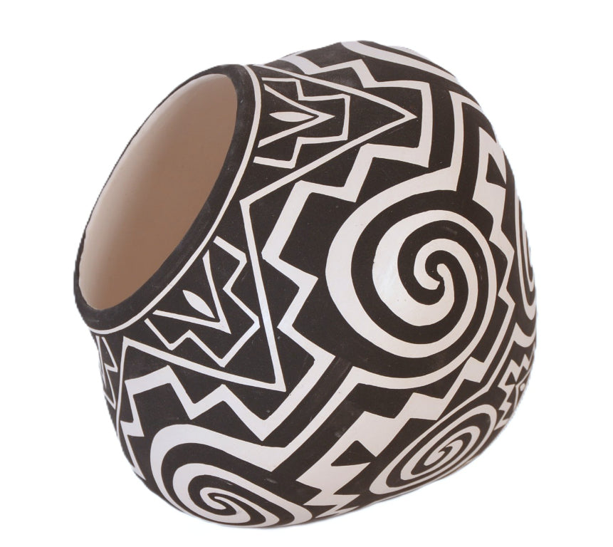 Acoma Pueblo Pottery Jar By Katherine Victorino