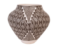 Laguna Pueblo Pottery Jar By Mirium Davis