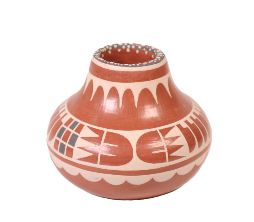 San Ildefonso Pueblo Pottery By Geraldine I. Gutierrez