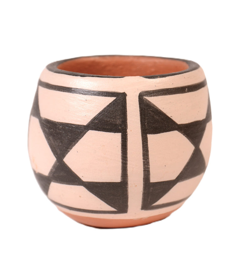 Santo Domingo Pueblo Kewa Pottery By D.C.
