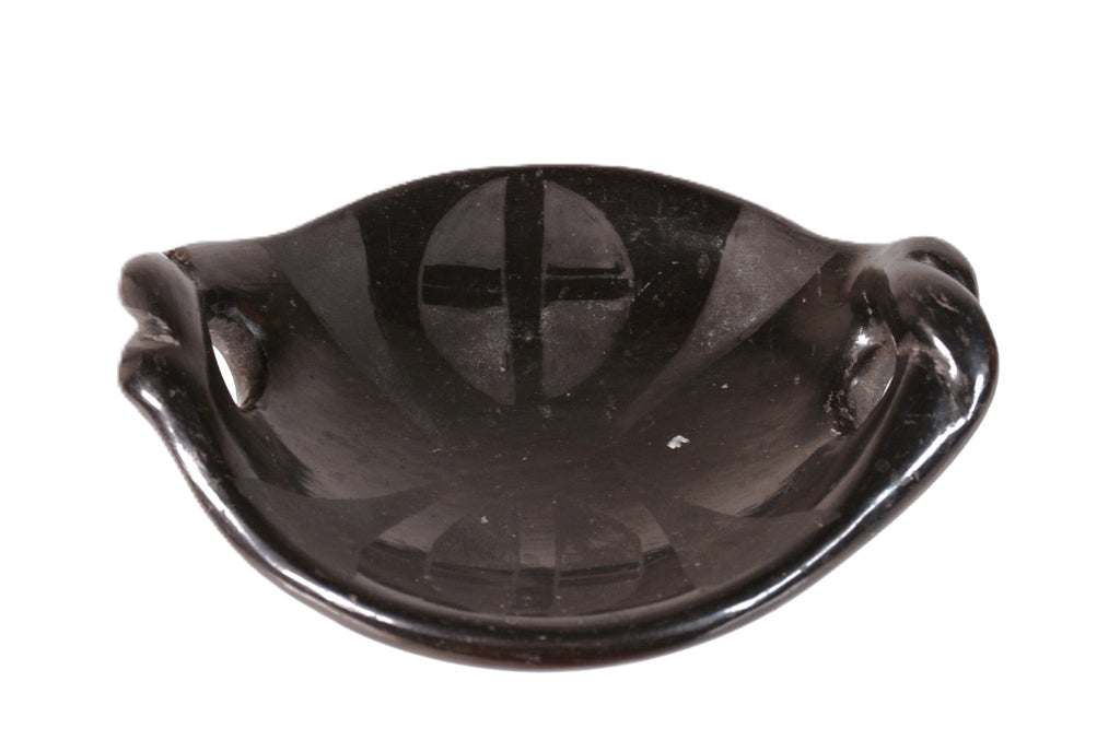 Santa Clara Pueblo Black Dish Pottery with Twisted Handles