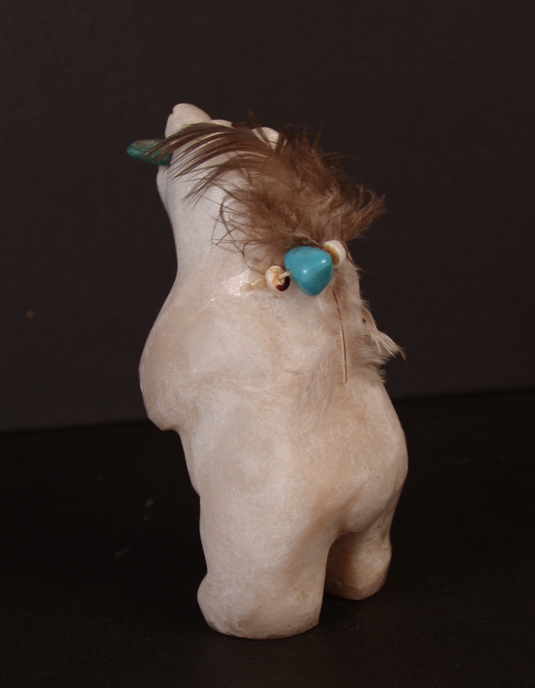Zuni Pueblo Alabaster White Bear Fetish