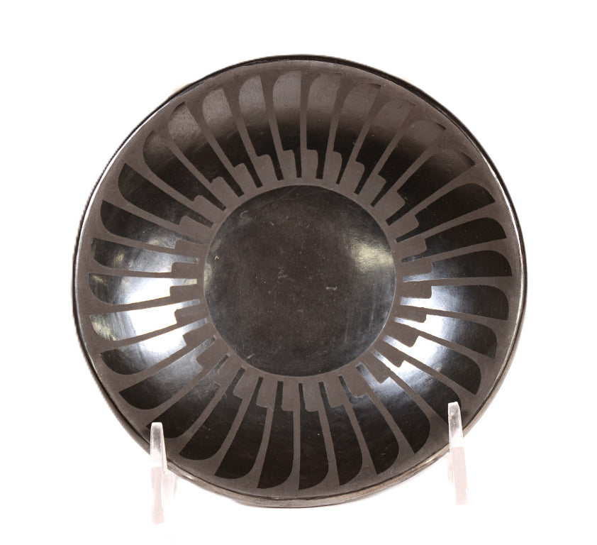 San Ildefonso Pueblo Blackware Plate By Maria Popovi