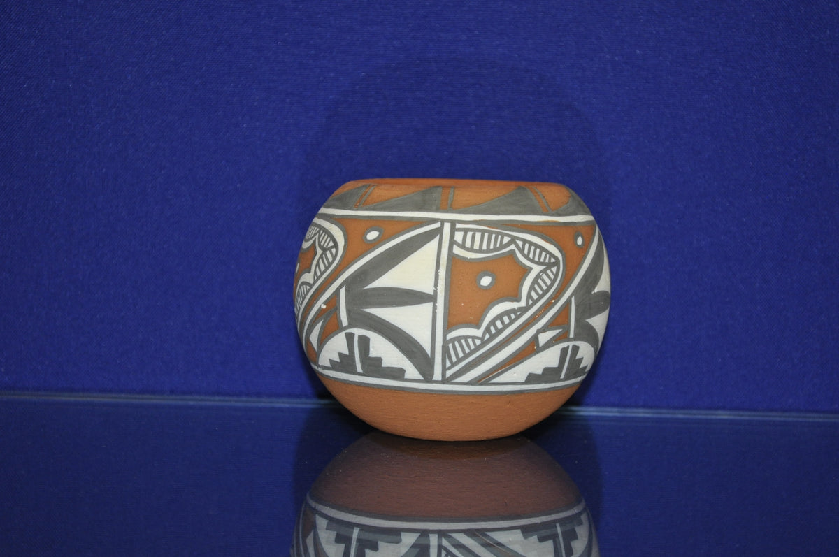 Jemez Pueblo Pottery By Mary Small