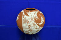 Mata Ortiz Seed Jar By Iyonne Olivas