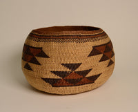 Large Karuk/Yurok Storage Basket