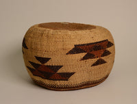Large Karuk/Yurok Storage Basket