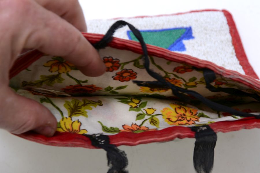 Plateau, Nez Perce,  Fully beaded Flat bag
