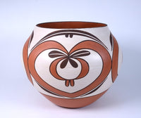 Large Laguna Pueblo Pottery Jar by Gladys Stratyu'we Paquin