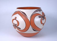 Large Laguna Pueblo Pottery Jar by Gladys Stratyu'we Paquin
