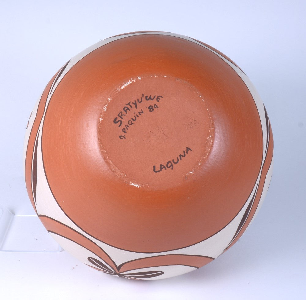 Large Laguna Pueblo Pottery Jar by Gladys Stratyu'we Paquin