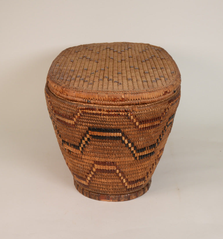 Large lidded oval Basket, Thompson River, BC