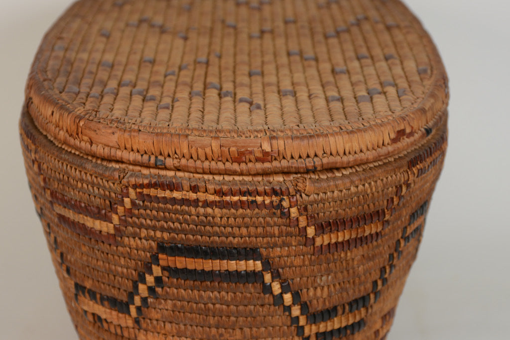 Large lidded oval Basket, Thompson River, BC