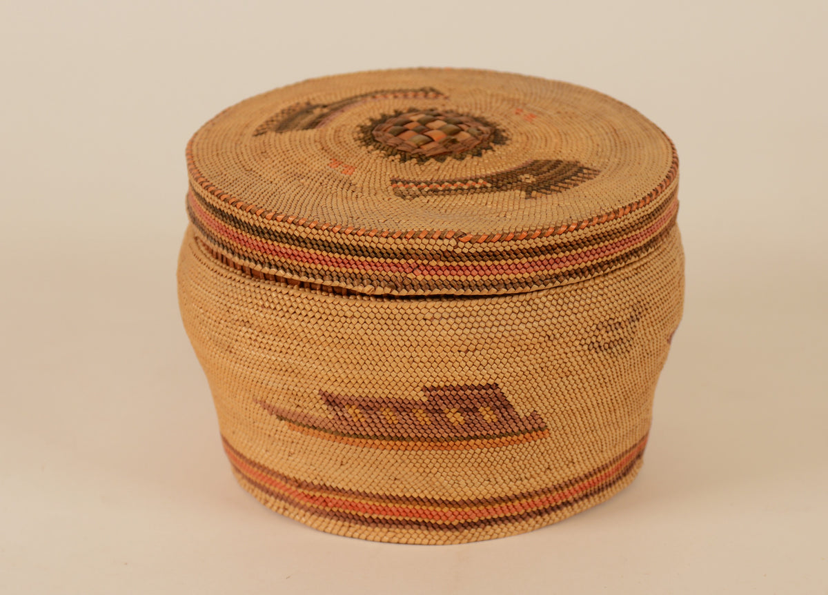 Makah round trinket basket