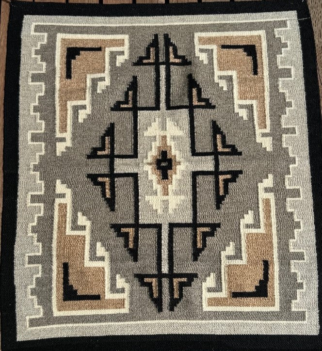 Navajo Rug with Fine Two Gray Hills