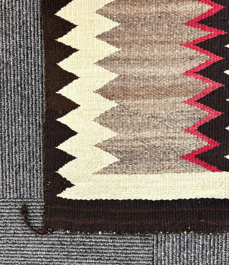 Antique Navajo Rug: Lightning Motif