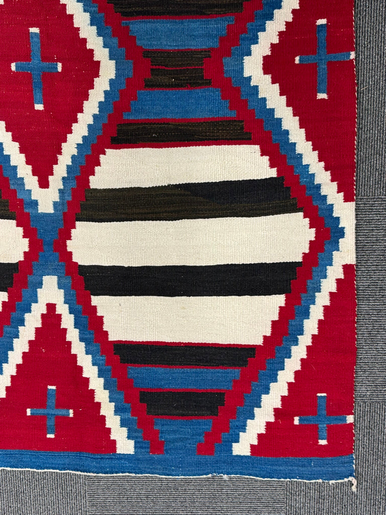 Navajo Textiles Chief's Style Blanket