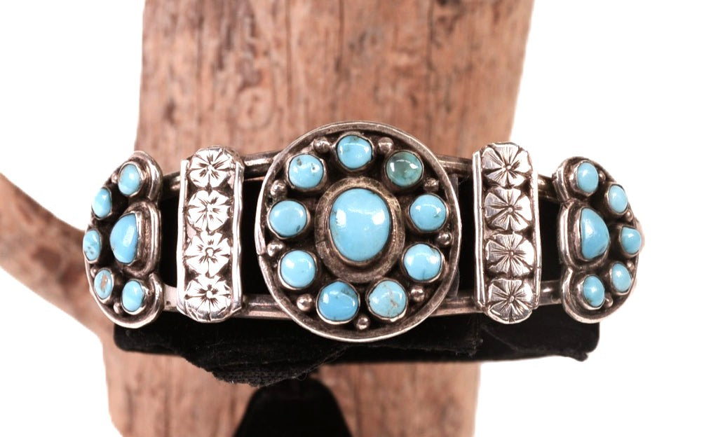 Zuni Sterling Silver Bracelet with 22 Blue Round Turquoise Settings in Flower Design