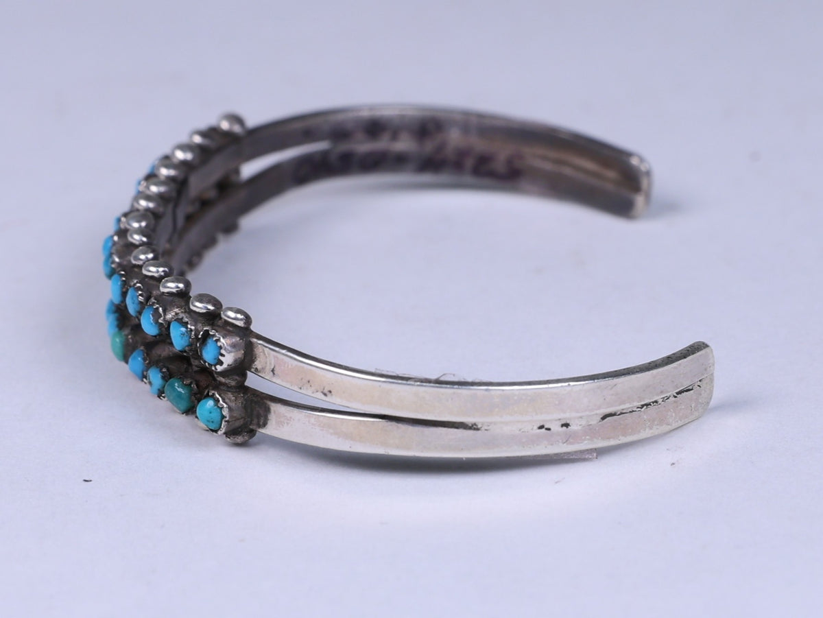 Zuni 26 Petite-Point Blue Turquoise Bracelet