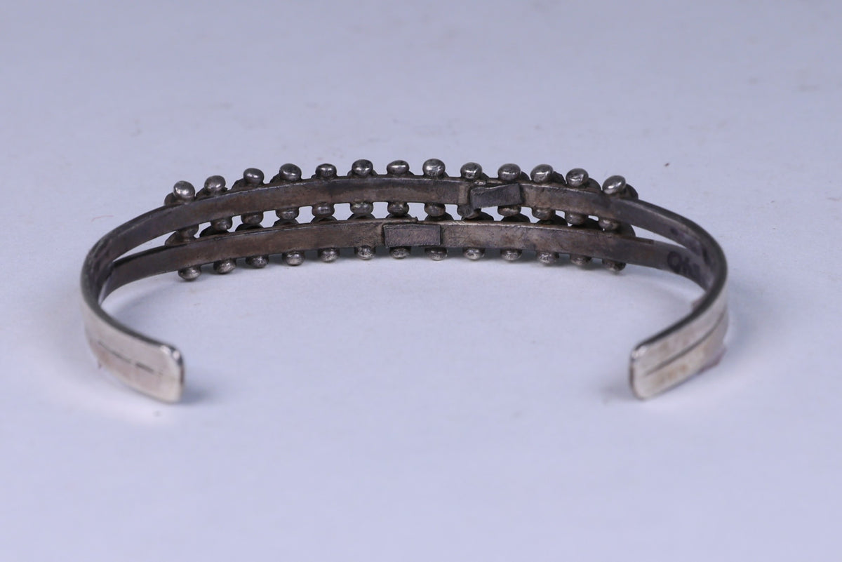 Zuni 26 Petite-Point Blue Turquoise Bracelet
