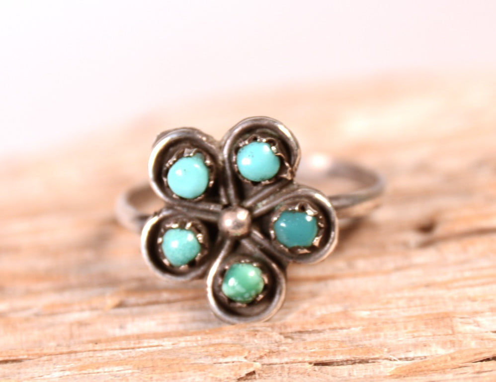 Zuni Pueblo Petite Point Flower Ring