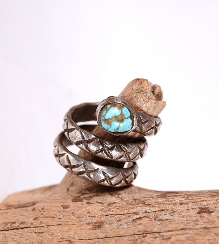 Antique Navajo Rattlesnake Style Ring