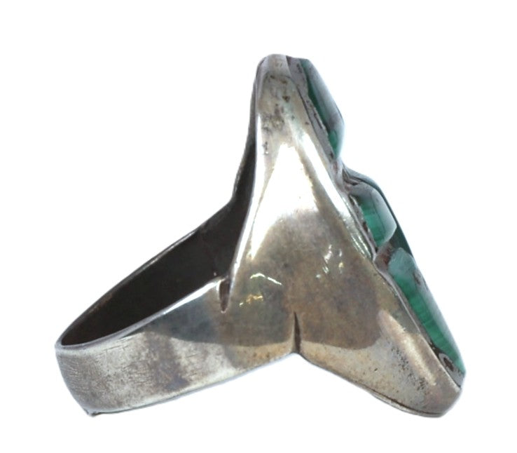 Navajo Sterling Silver With Malachite Ring