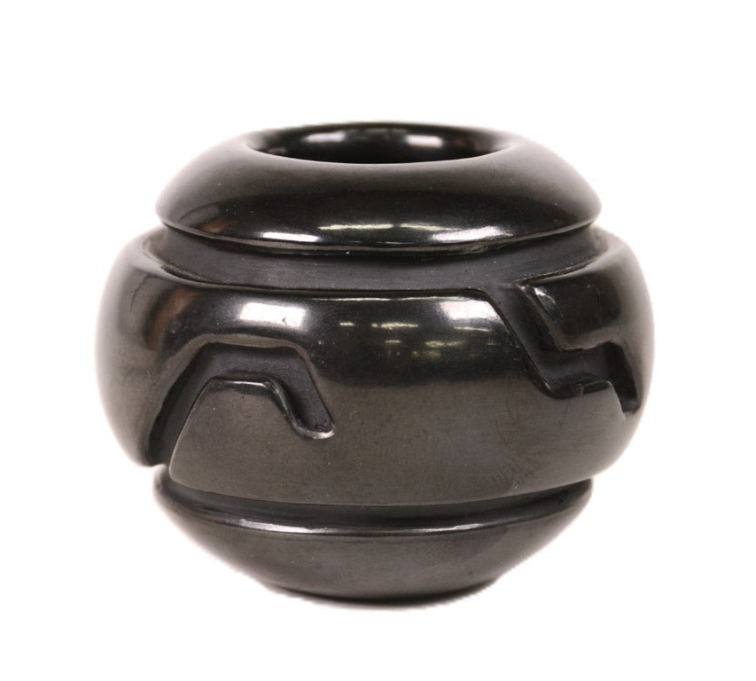 Santa Clara Pueblo Pot by Linda Tafoya Oyenque Sanchez