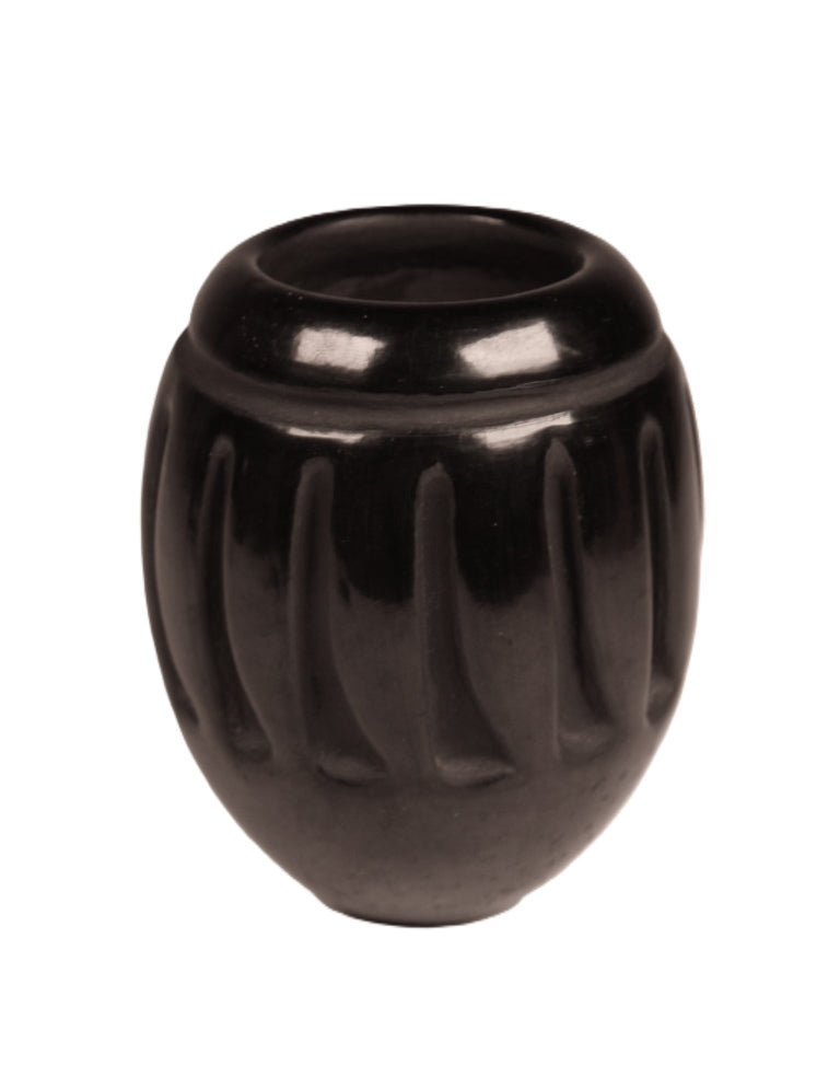 Santa Clara Pueblo Blackware Pottery By Yolanda Velarde