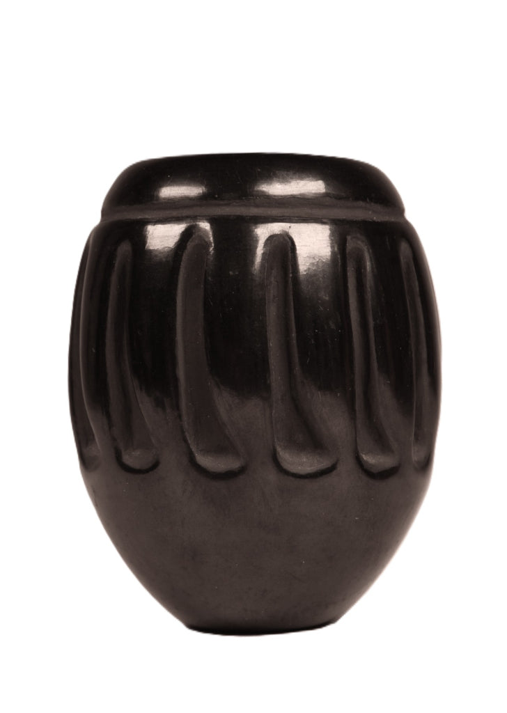 Santa Clara Pueblo Blackware Pottery By Yolanda Velarde