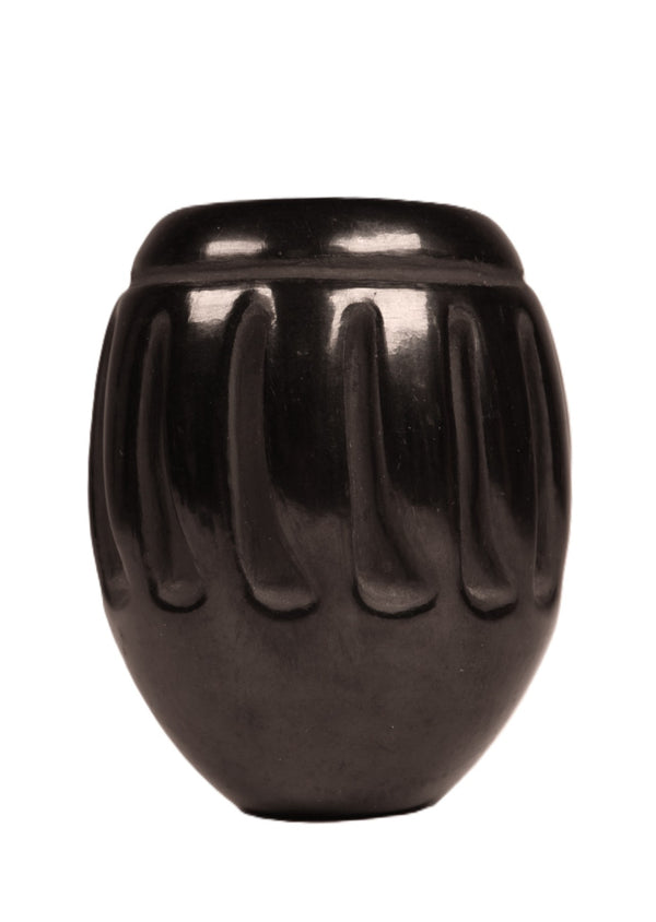Santa Clara Pueblo Blackware Pottery By Yolanda Velarde