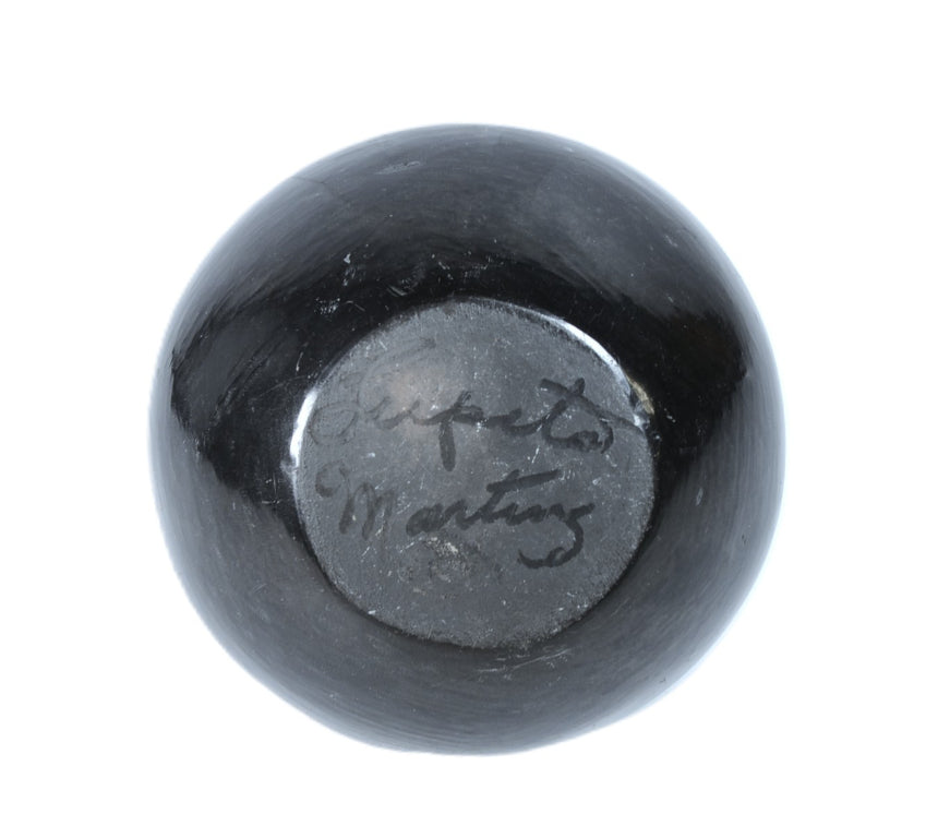 San Ildefonso Pueblo Black Pot Pottery By Lupito Martinez