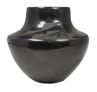 Santa Clara Pueblo Pottery By inda Jo'Povi Askan