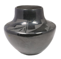 Santa Clara Pueblo Pottery By inda Jo'Povi Askan