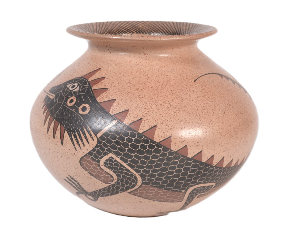 Mata Ortiz Lizard Jar Pottery By Roberto Baniulos