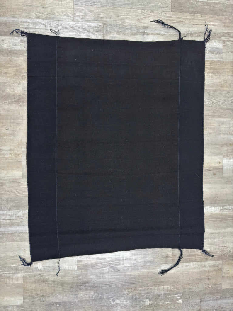 Zuni Twilled Manta with Indigo Rug