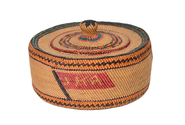 Antique Makah Basket with lid