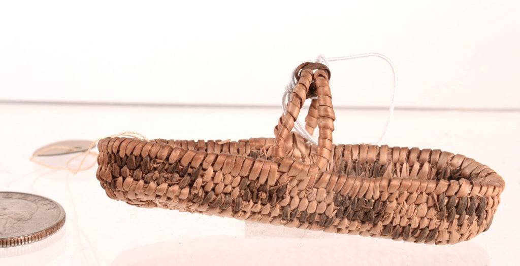 Pima Miniature Oval Basket with Handle