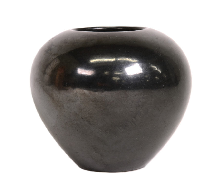 San Ildefonso Pueblo Pottery Jar By Maria Poveka