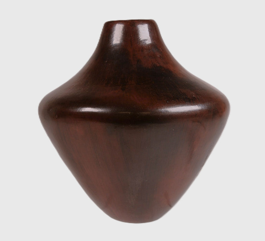 Navajo Pottery By Michelle Williams