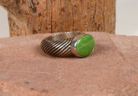 Navajo Ring Sterling and Gaspeite Size: 5 1/2