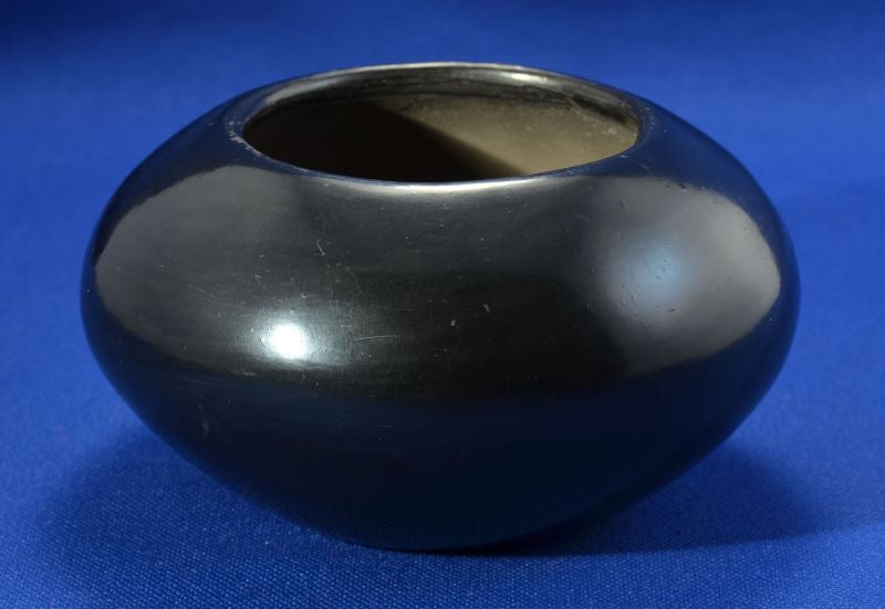 Polished Blackware Bowl by Maria Martinez, Signed Maria Poveka